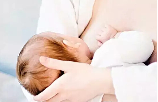 假体隆胸后还能哺乳吗