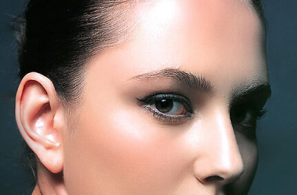 艺星眼部吸脂的价目表