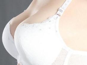 自体脂肪丰胸后手感真实吗