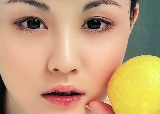 毛孔粗大的成因