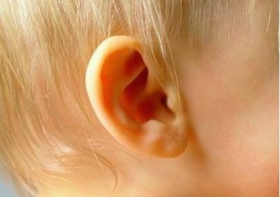 先天性耳朵畸形的修复方法
